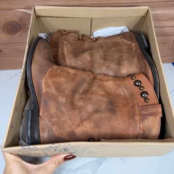 Free People Wayland Brown Distressed Leather Studs Back Ankle Boots Women's 6.5 - Picture 8 of 16